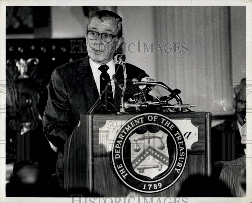 1981 Press Photo Secretary of the Treasury Donald T. Regan - Historic Images