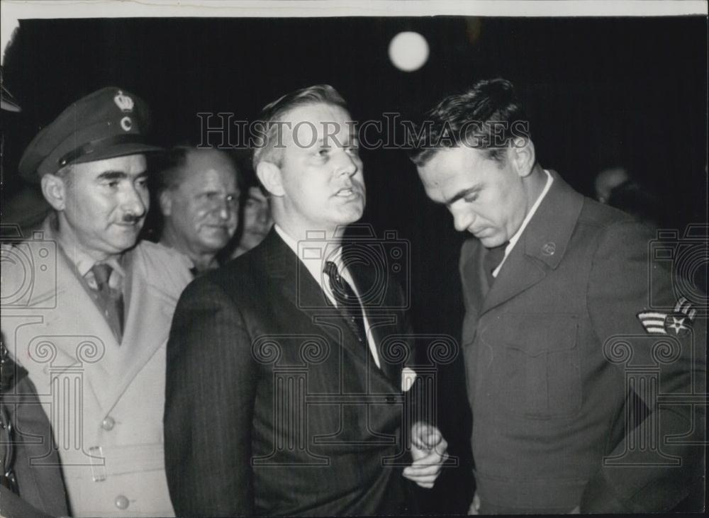 1958 Press Photo US Congressman Moore Attending Trial Of Serviceman Mouzali - Historic Images