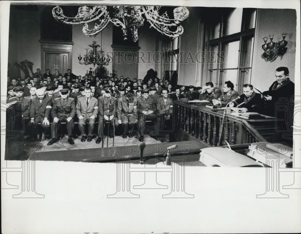 1962 Press Photo Fascist Group On Trial at Banska - Historic Images