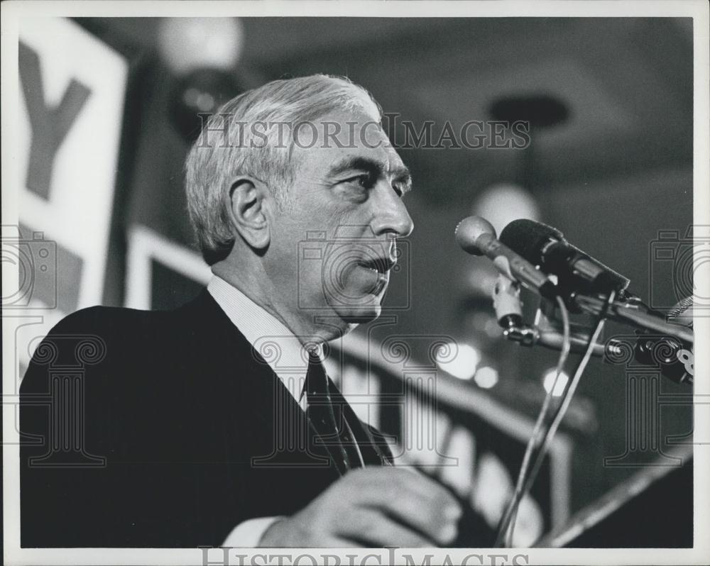 Press Photo New Jersey Senator Frank R. Lautenberg At Rally - Historic Images