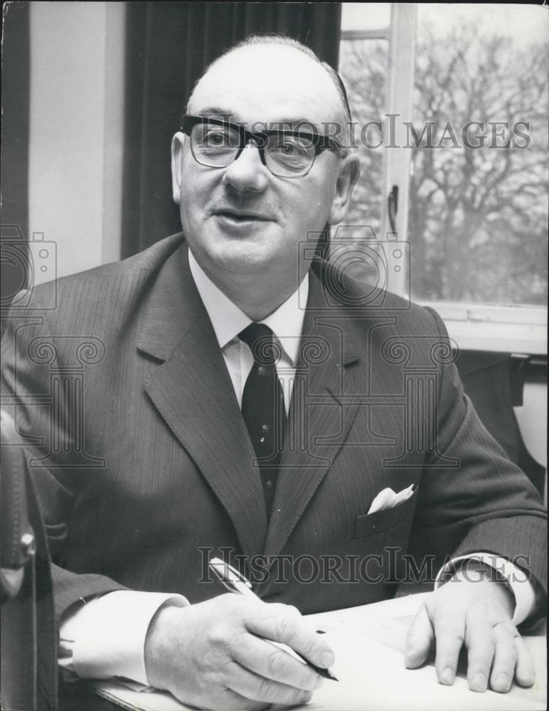 Press Photo Ulster Government, Capt Rt Hon W J Long JP MP Minister of Education - Historic Images