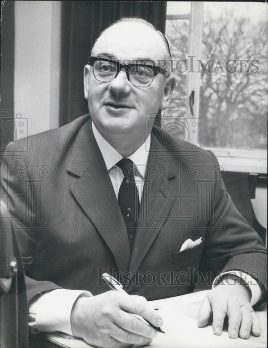 Press Photo Ulster Government, Capt Rt Hon W J Long JP MP Minister of Education - Historic Images