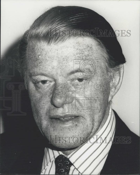 1976 Press Photo Mr. Robin Haydon is the new Ambassador to Eire - Historic Images