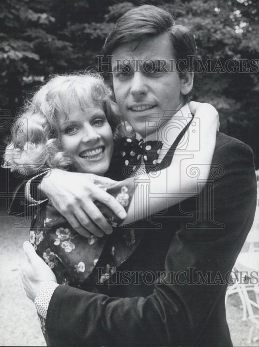 Press Photo German actress Heidi Bruhl and her new Boyfriend - Historic Images