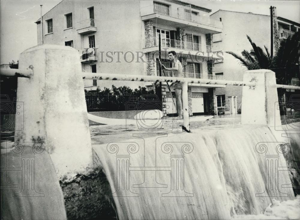 1958 Press Photo Storm And Floods In Southren France - Historic Images