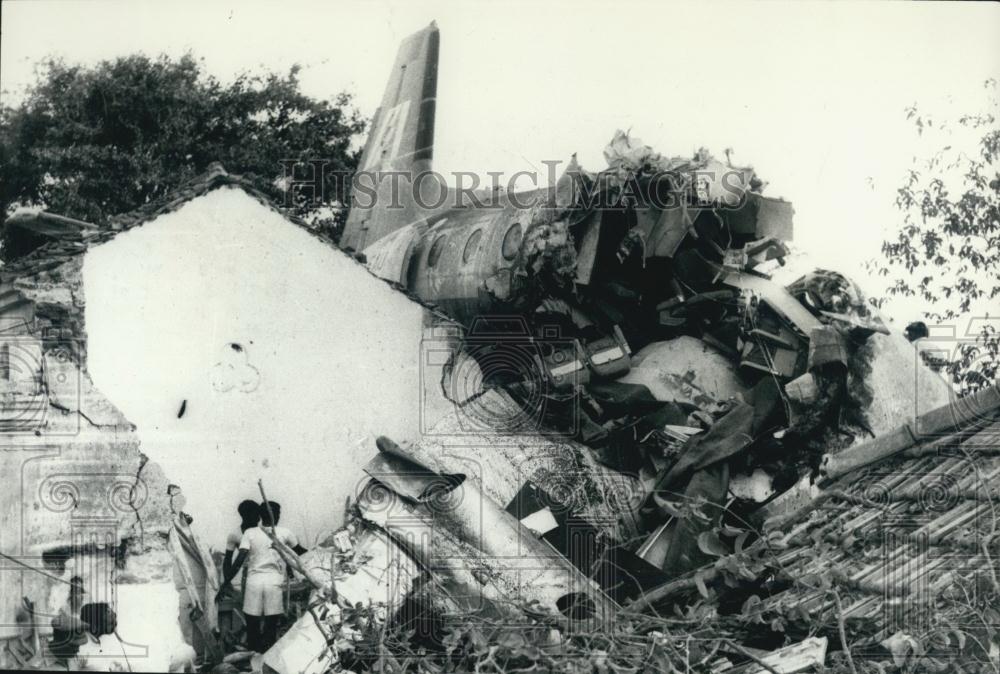1973 Press Photo Indian Airlines Avro trainer-plane which crashed - Historic Images