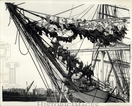 1963 Press Photo Three Masted Training Ship From Denmark in London- "Denmark" - Historic Images