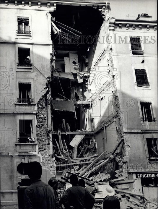 1969 Press Photo Geneva Apartment Explodes Form Gas Leak Woman Missing - Historic Images