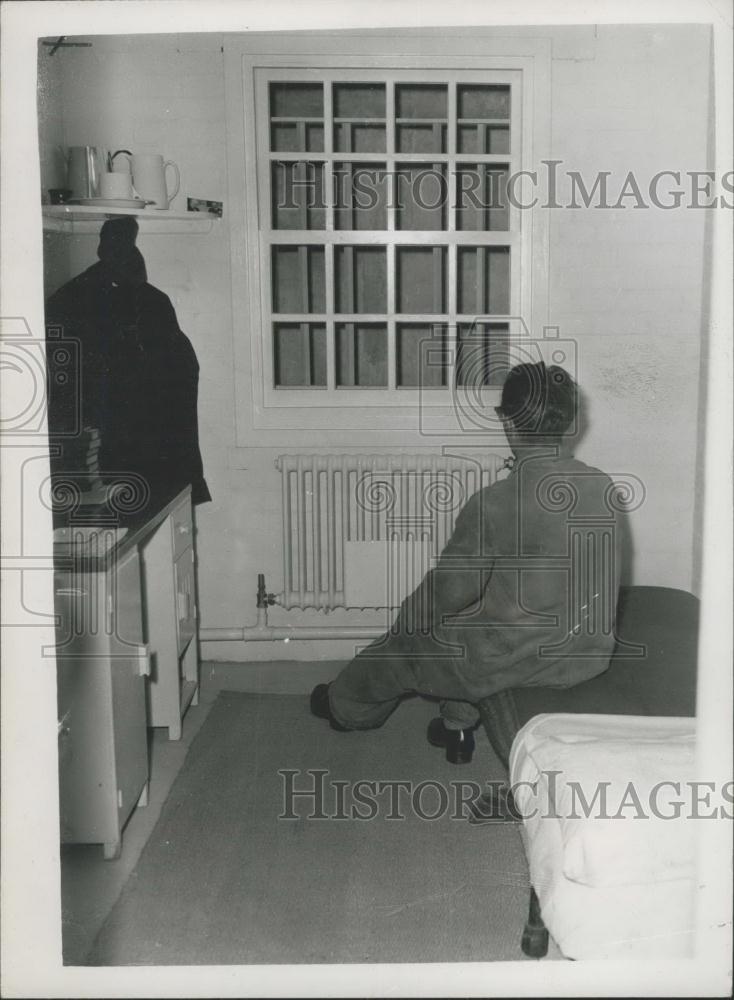 1959 Press Photo Model of New Type of Prison Cell On Display - Historic Images