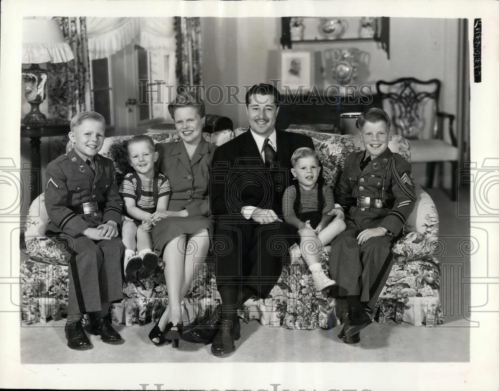 1986 Press Photo Actor Don Ameche, Family - Historic Images