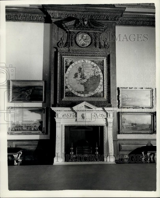 1955 Press Photo Unique Map painted by Richard at Kensington Palace - Historic Images