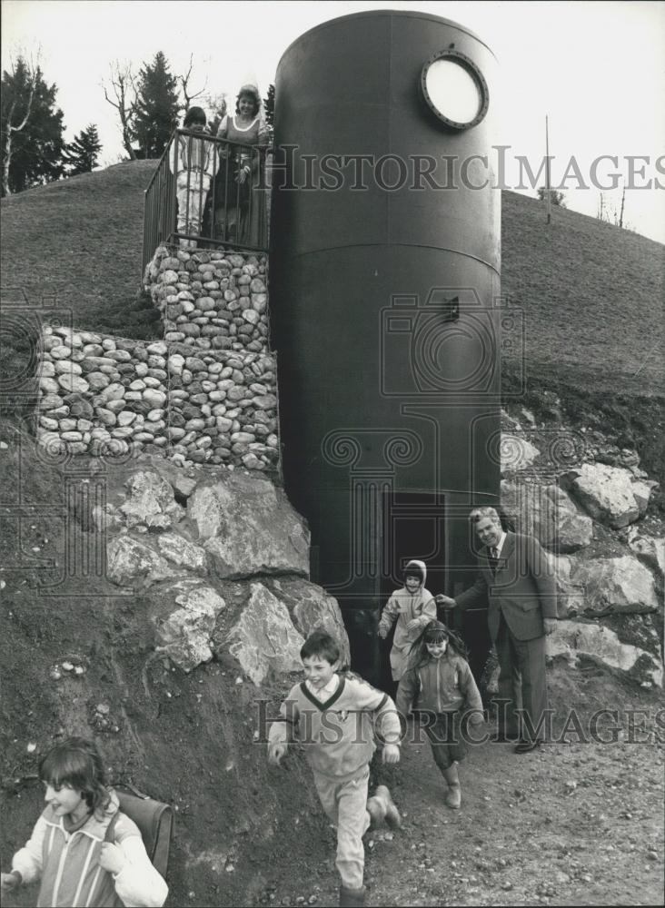 1986 Press Photo Children from Farms Scattered In Mountains Near Lucerne - Historic Images