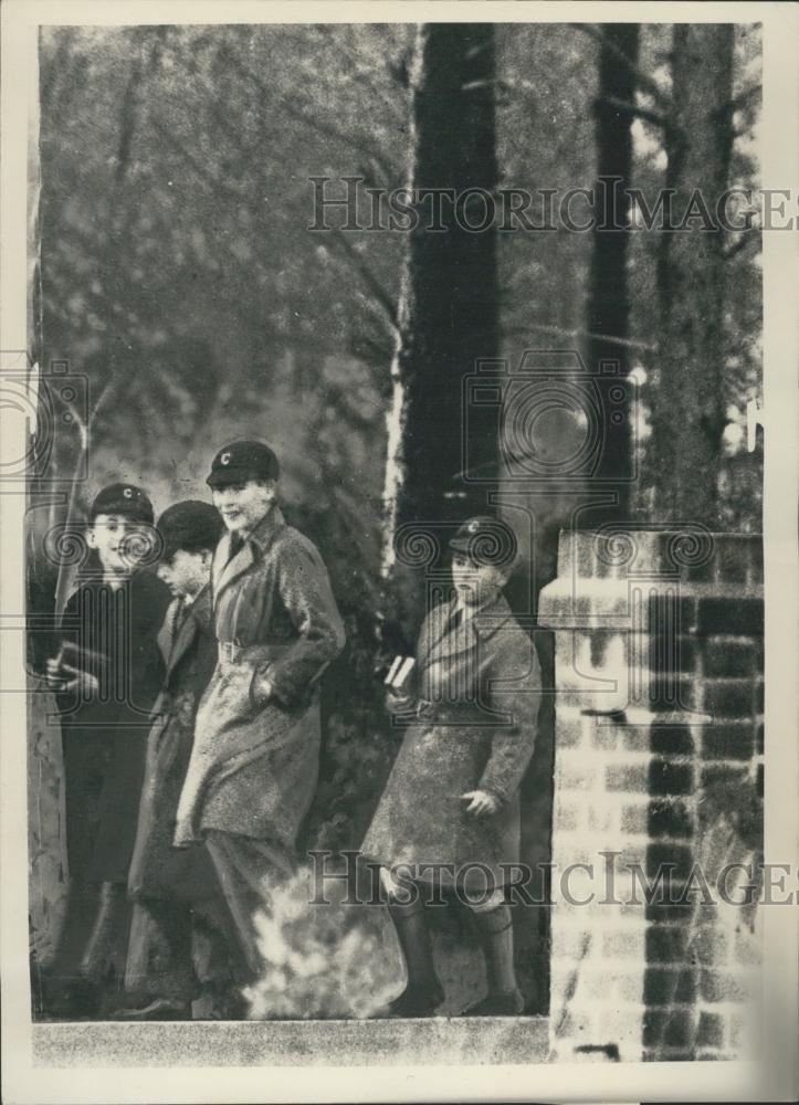 1957 Press Photo Prince Charles goes to Church - Historic Images