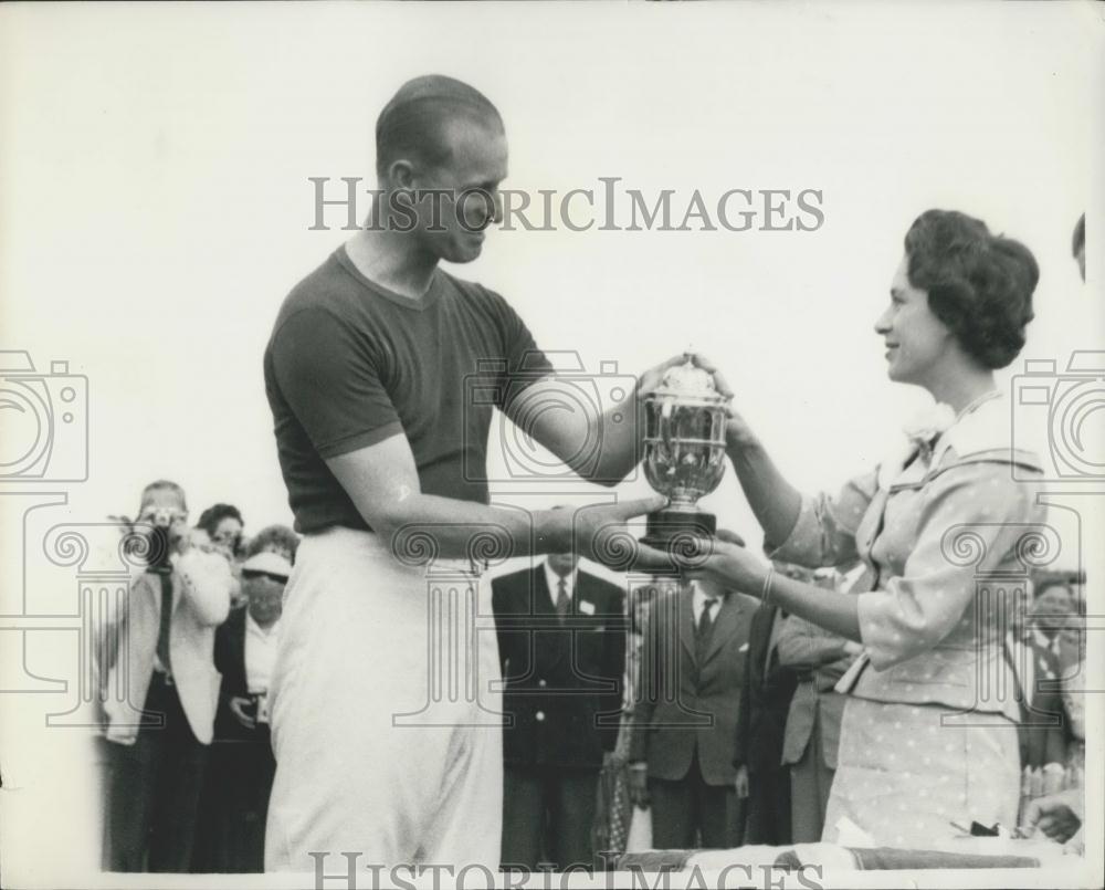 1958 Press Photo The Duke Of Edinburgh &amp; Princess Margaret - Historic Images