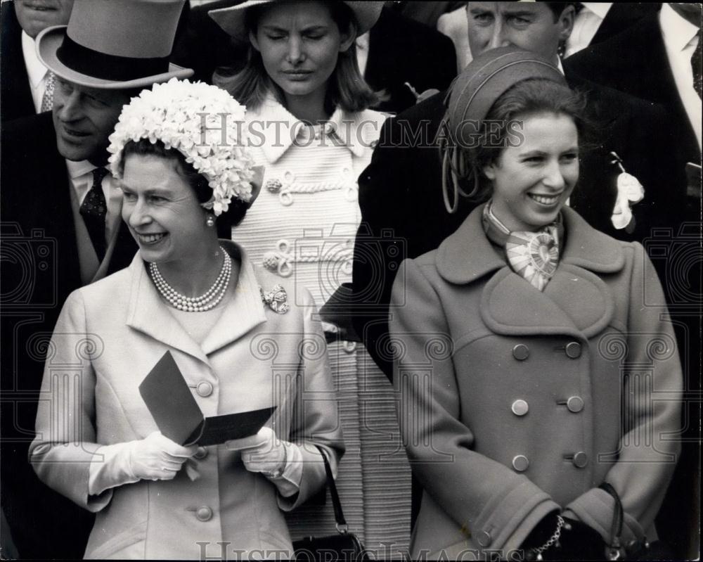 1969 Press Photo H.R.H. The Queen and Princess Anne with Prince Philip - Historic Images