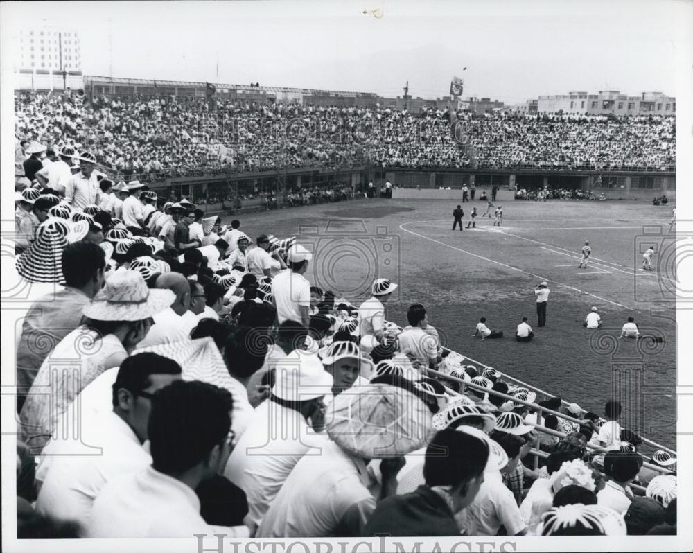 Press Photo Crowd Watching Taiwan Baseball Game In Taipei - Historic Images