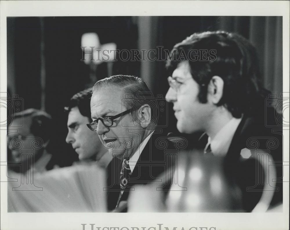 1975 Press Photo Andrew Stein France E. Moss - Val Halamandris - Historic Images