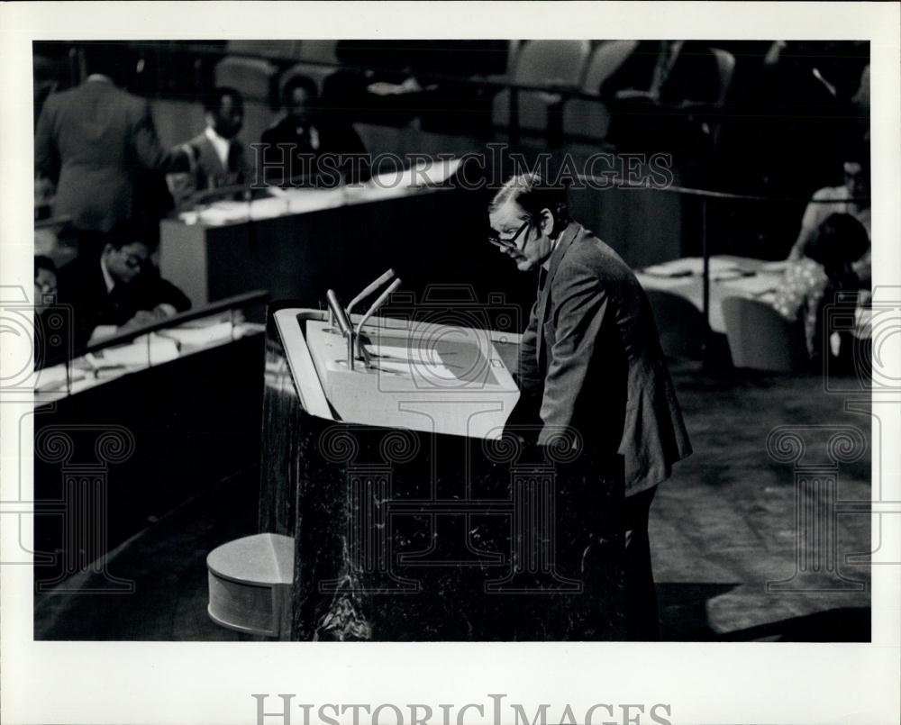 1976 Press Photo UN Gen. Assembly - Brit. Foreign Sec. Anthony Crosland - Historic Images