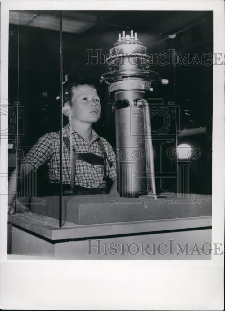 Press Photo Museum - Historic Images