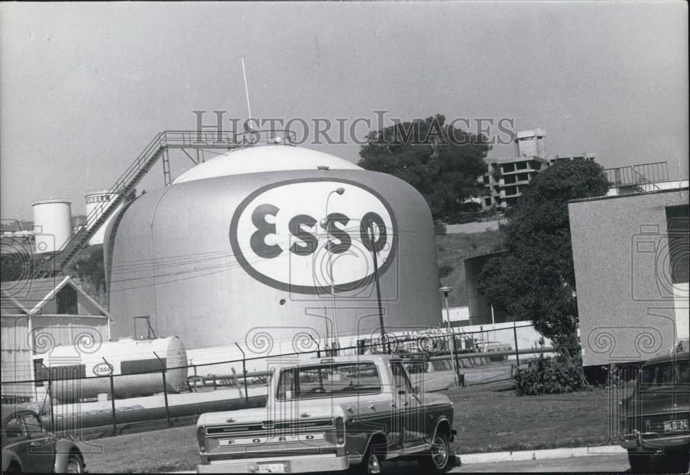 Press Photo Vina Del Mar, Chile.: Esso Facility - Historic Images