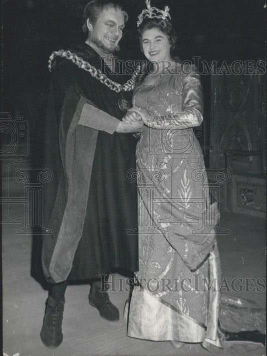1960 Press Photo Elisabeth Grummer & Josef Greindl in "Meistersinger of Nurnber - Historic Images