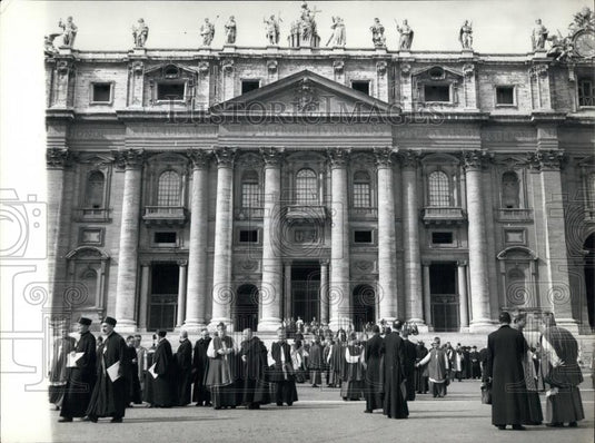 1962 Press Photo Priests & Cardinals Present ot he Ecumenical Council - Historic Images