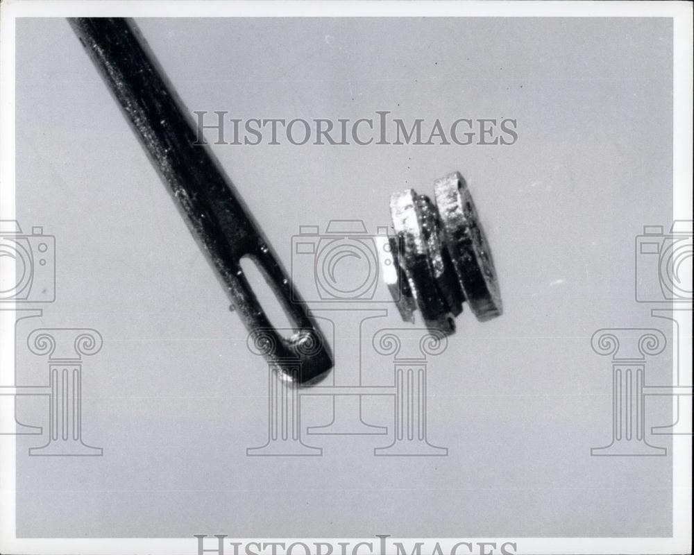 Press Photo tiny circuit of a Microwave - Historic Images