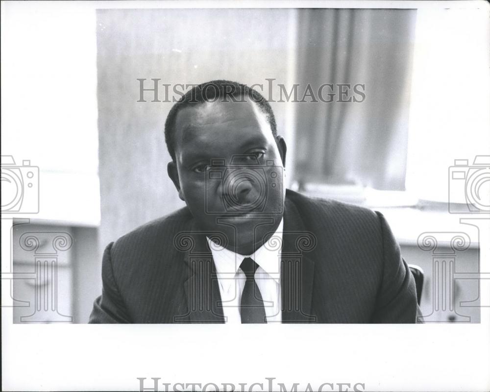 Press Photo Anthony Weeksand educated at the University of Liberia - Historic Images