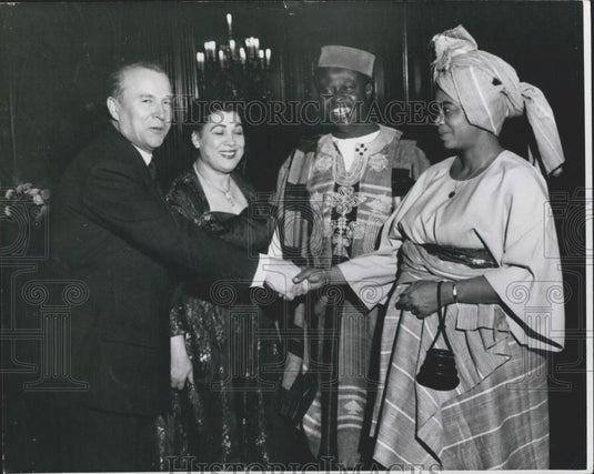 1958 Press Photo Party At Soviet Embassy M. Malik and Mrs. Malik - Historic Images