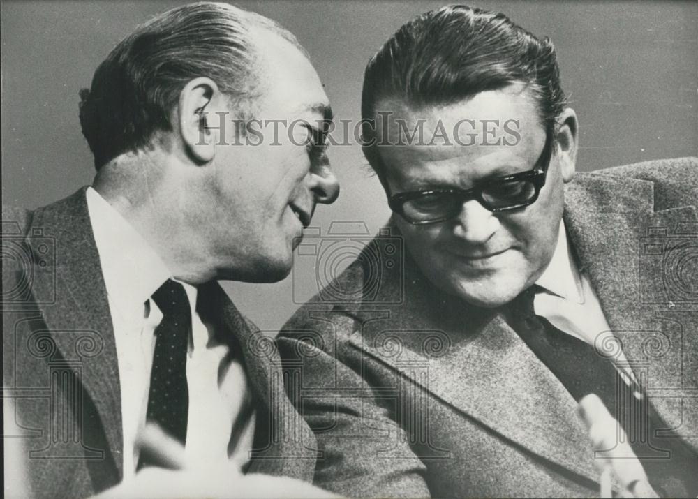 1971 Press Photo Prime Minister Hilmar Baunsgaard &amp; ex PM Jens Otto Krag - Historic Images