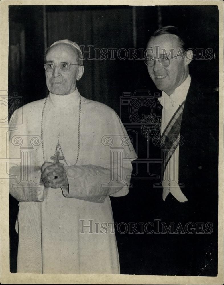 1955 Press Photo Prince Bernhard of the Netherlands and pope Rome - Historic Images