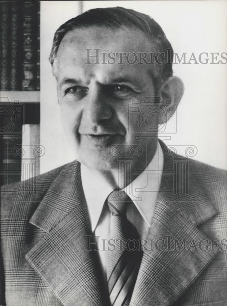 1975 Press Photo Professor Dr. Alfred Grosser - Historic Images