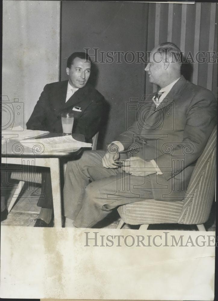 1960 Press Photo Adam von Gliga, Egbert von Frankenberg - Historic Images