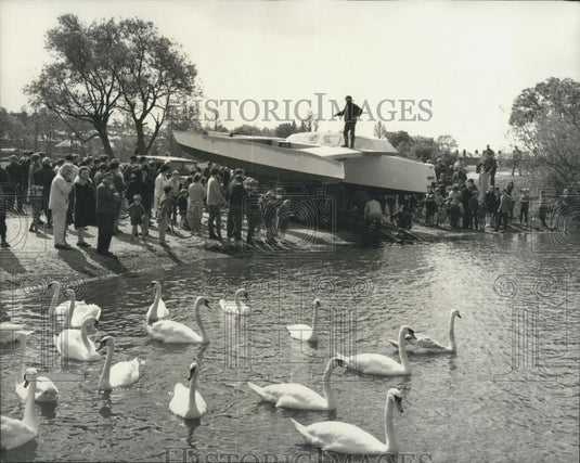 1968 Press Photo River Itchen Southampton Trimaran Genesis Laurie Osborne Race - Historic Images