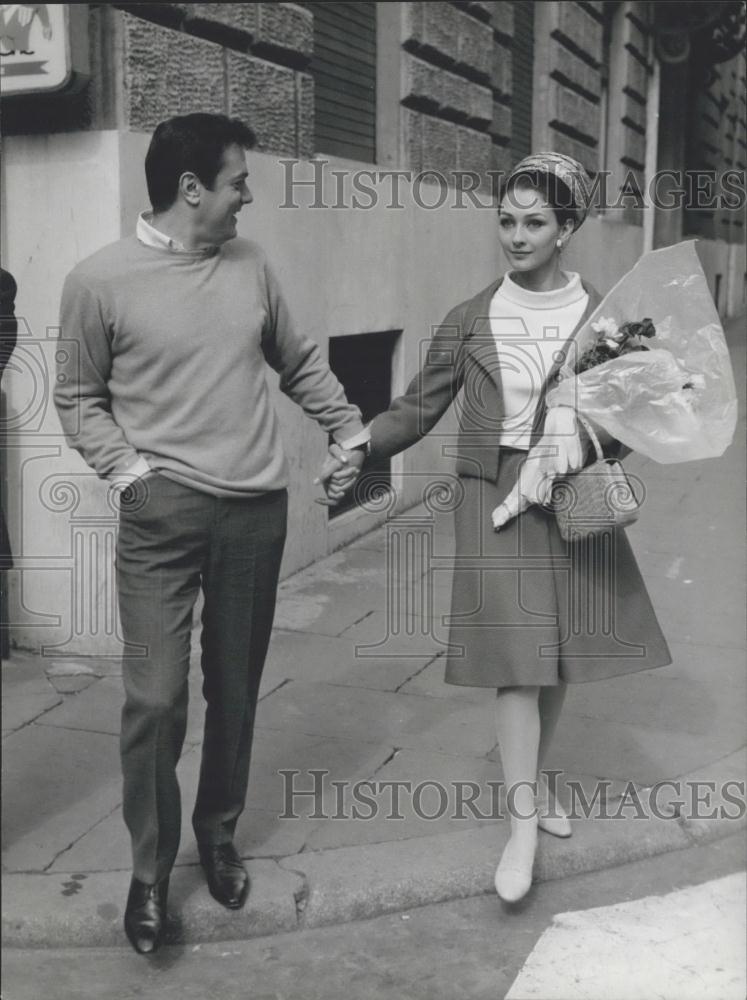 1965 Press Photo American Actor Tony Curtis &amp; Wife Actress Christine Kaufan - Historic Images