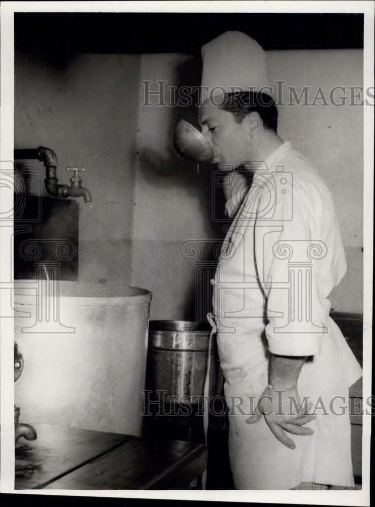 Press Photo Monsieur Henry Grossin ,Chef - Historic Images