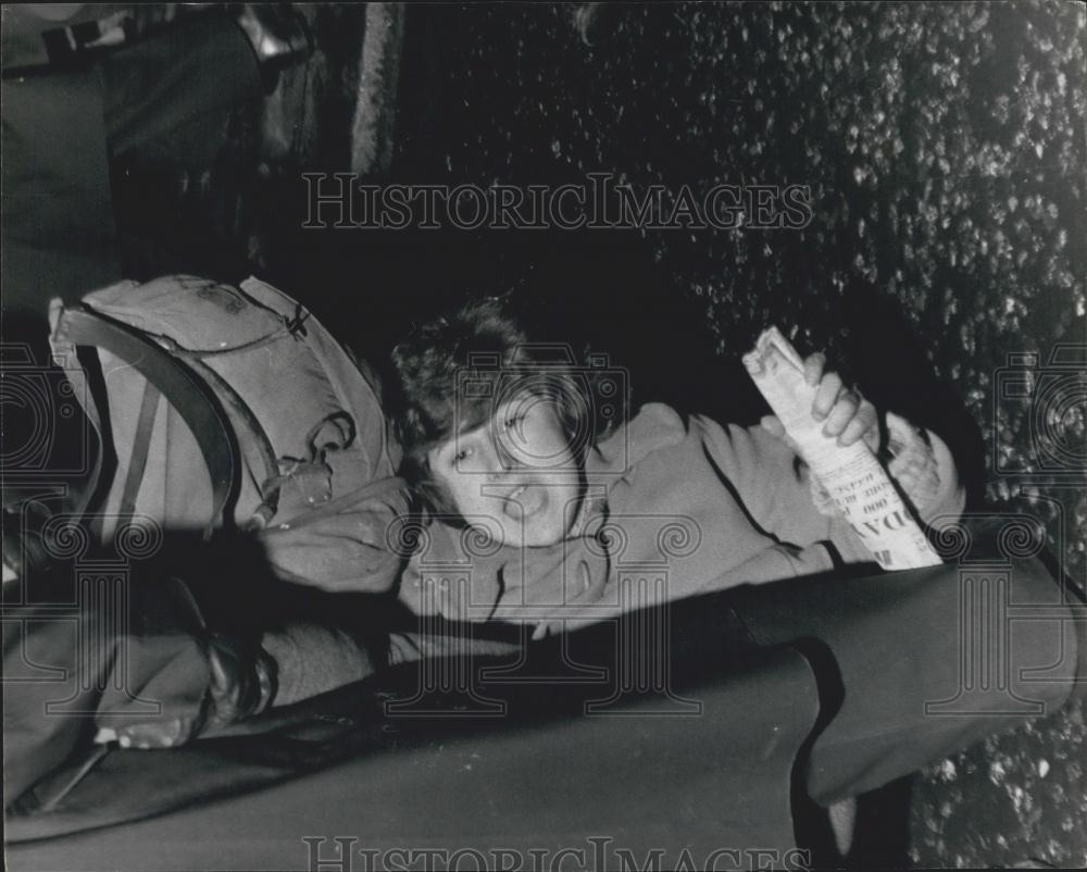 1961 Press Photo Police fight battles with demonstrators - Historic Images