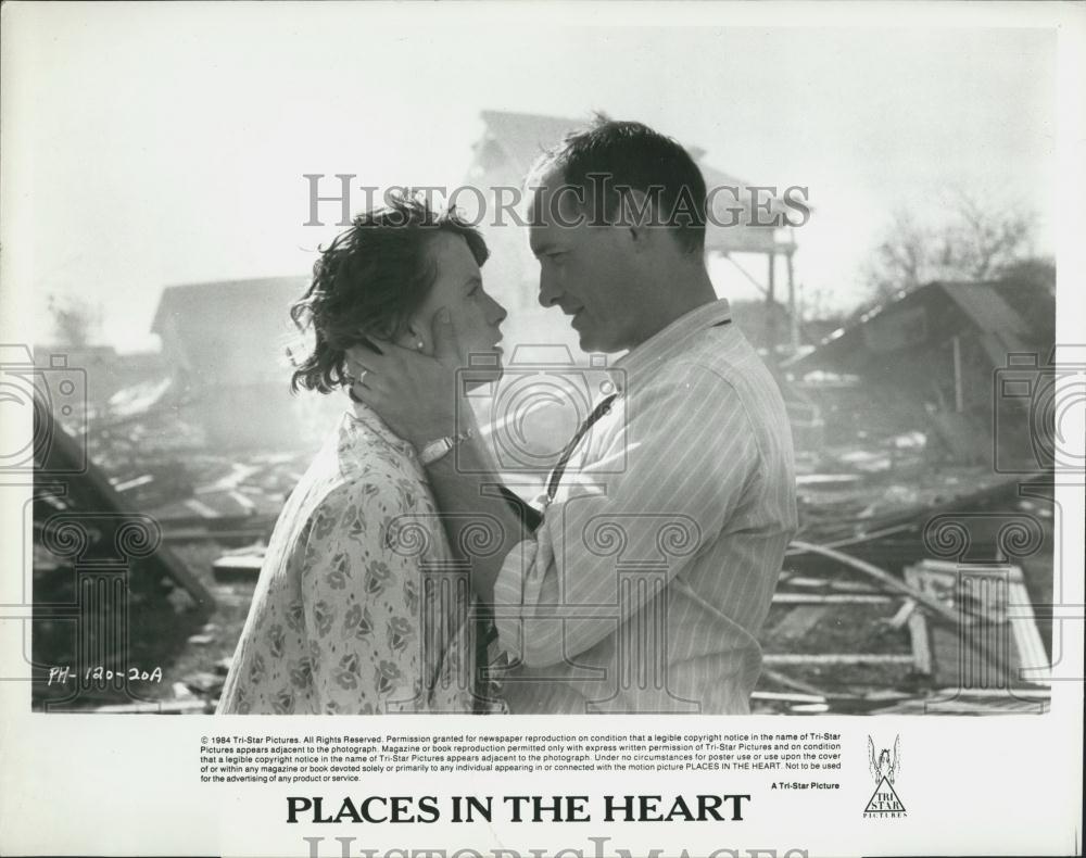 1984 Press Photo Amy Madigan Actress Terry O'Quinn Actor Places In Heart Film - Historic Images