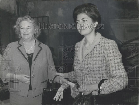 1963 Press Photo Iranian Princess Soraya Esfandiari &her mother - Historic Images