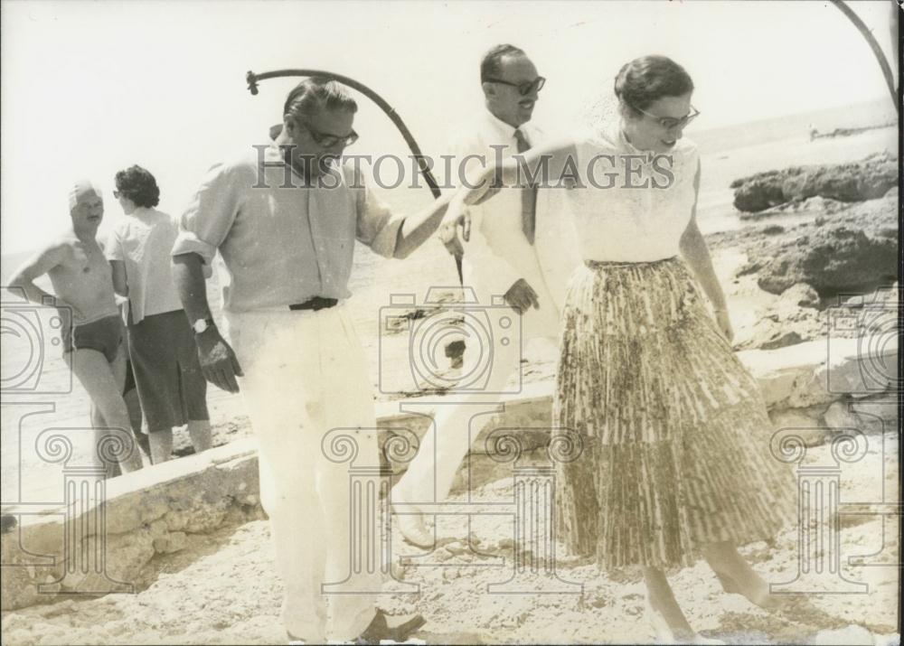 1970 Press Photo Aristotle Onasis & his sister Mrs. Garofalidis - Historic Images