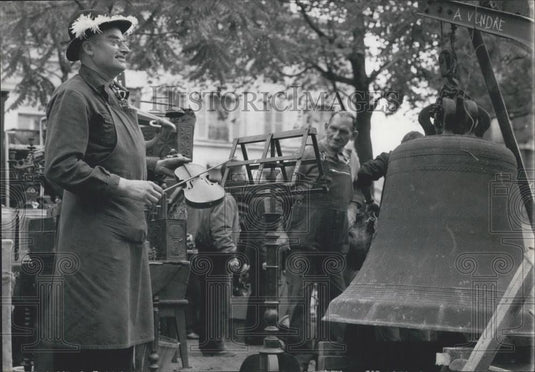 Press Photo Annual Junk Fair in Paris - Historic Images