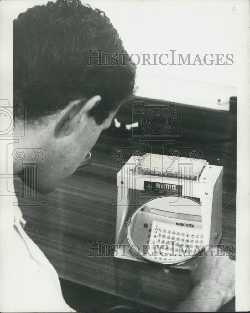 1967 Press Photo Foot And Mouth Disease Vaccination - Historic Images