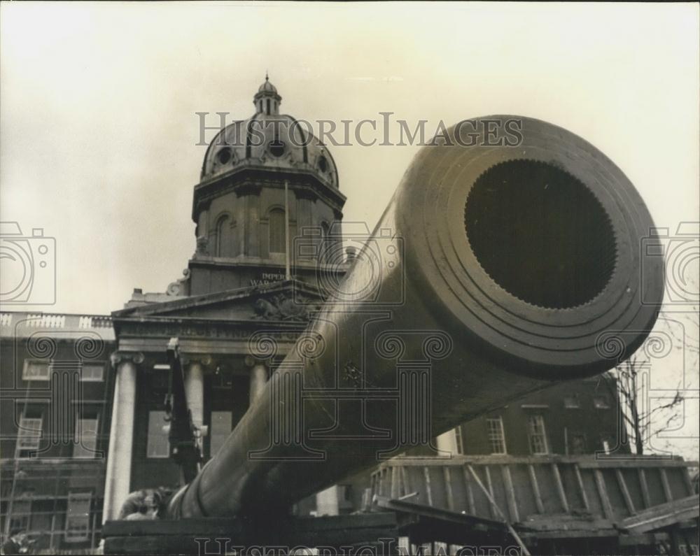 1968 Press Photo Huge Naval gun outside Imperial War Museum - Historic Images