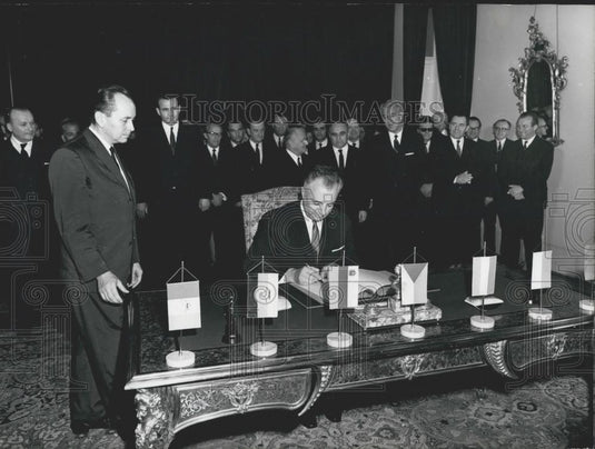 Press Photo Foreign Ministers Conference In Prague - Historic Images
