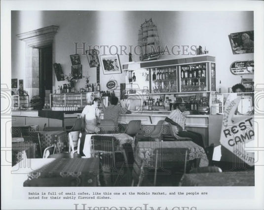Press Photo Bahia Modelo Market Small Cafe Brazil - Historic Images