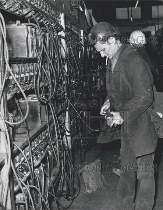 Press Photo Ynsybwl Land Windsor Colliery South Wales - Historic Images