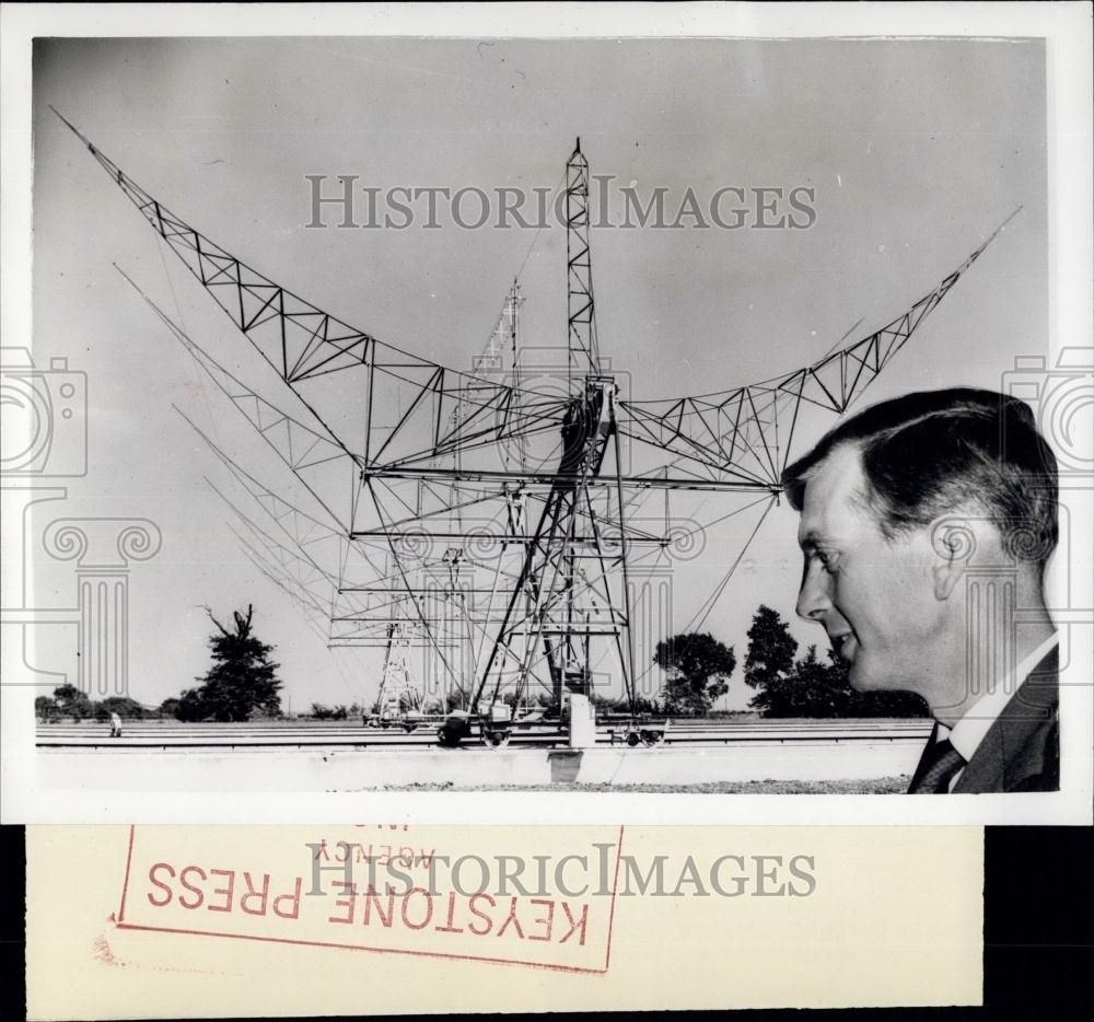 1961 Press Photo Large Interferomatric Radio Telescope Cambridge - Historic Images