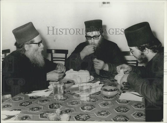 Press Photo Monks - Historic Images