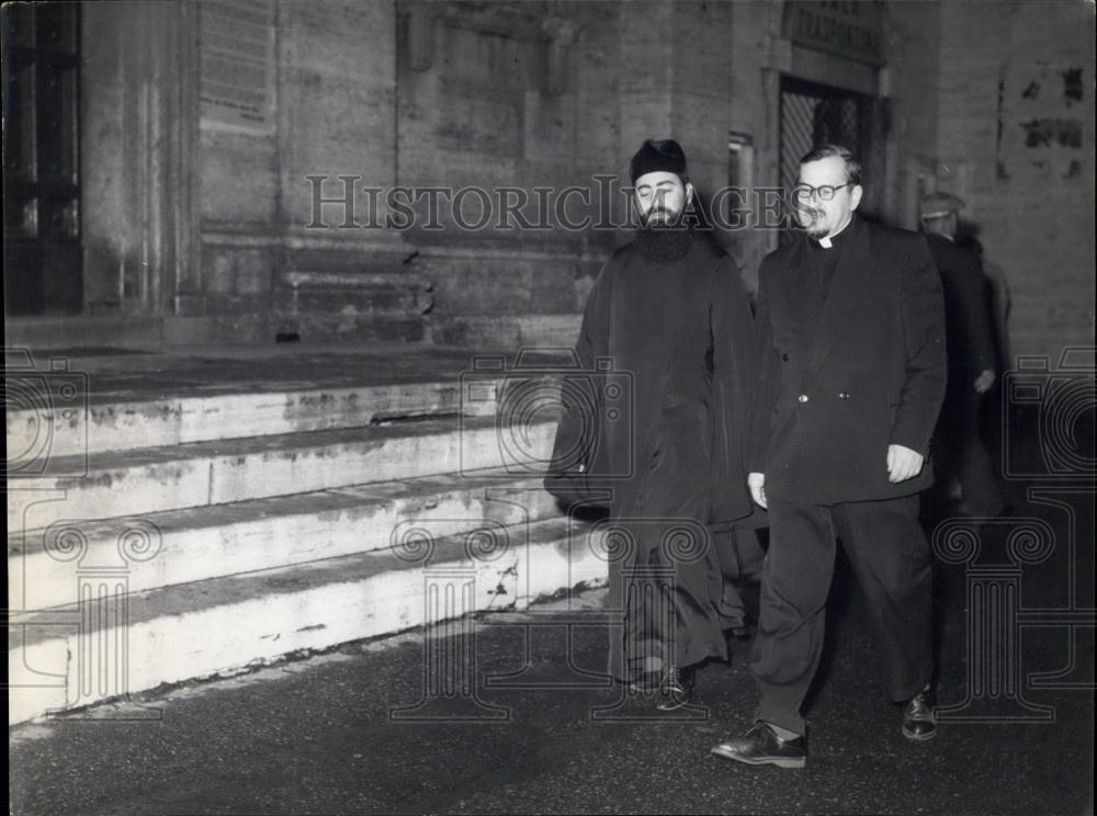 1962 Press Photo Vladimir Kotlyaru and Vitali Borovoi the Russian &quot;Observers&quot; - Historic Images