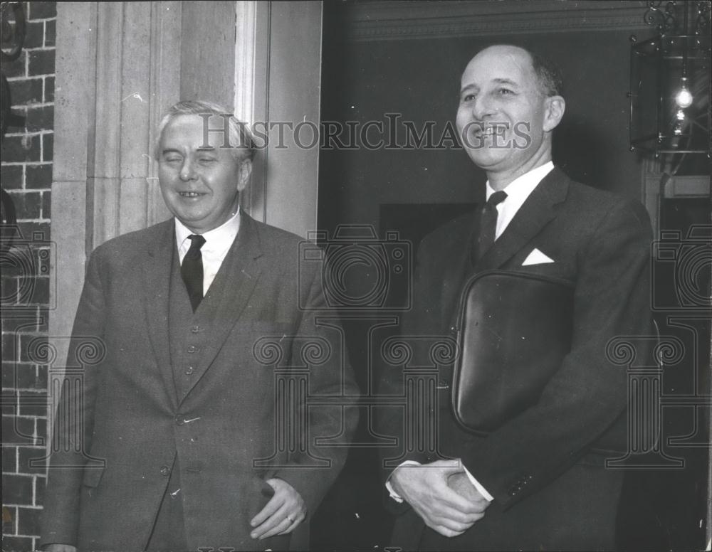 1964 Press Photo Prime Minister of Northern Ireland Calls On Harold Wilson - Historic Images